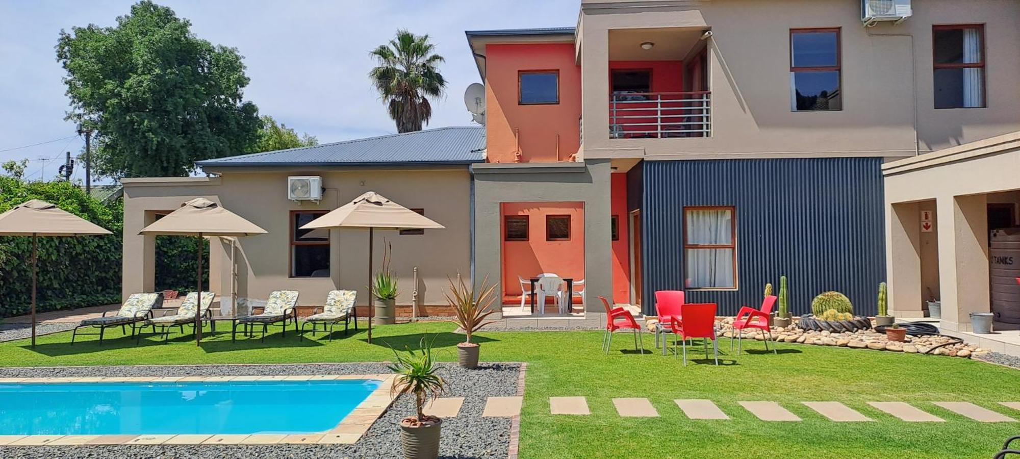 Karoo Sun Boutique Guest House Oudtshoorn Bagian luar foto