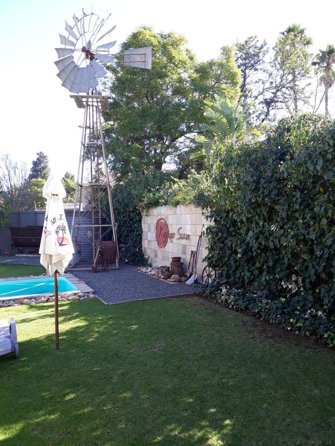 Karoo Sun Boutique Guest House Oudtshoorn Bagian luar foto